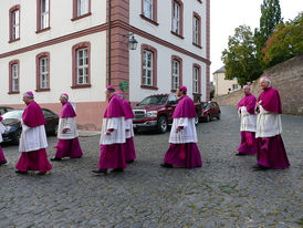 Abschlussvesper der Bischofskonferenz mit Spendung des Bonifatiussegens (Foto: Karl-Franz Thiede)